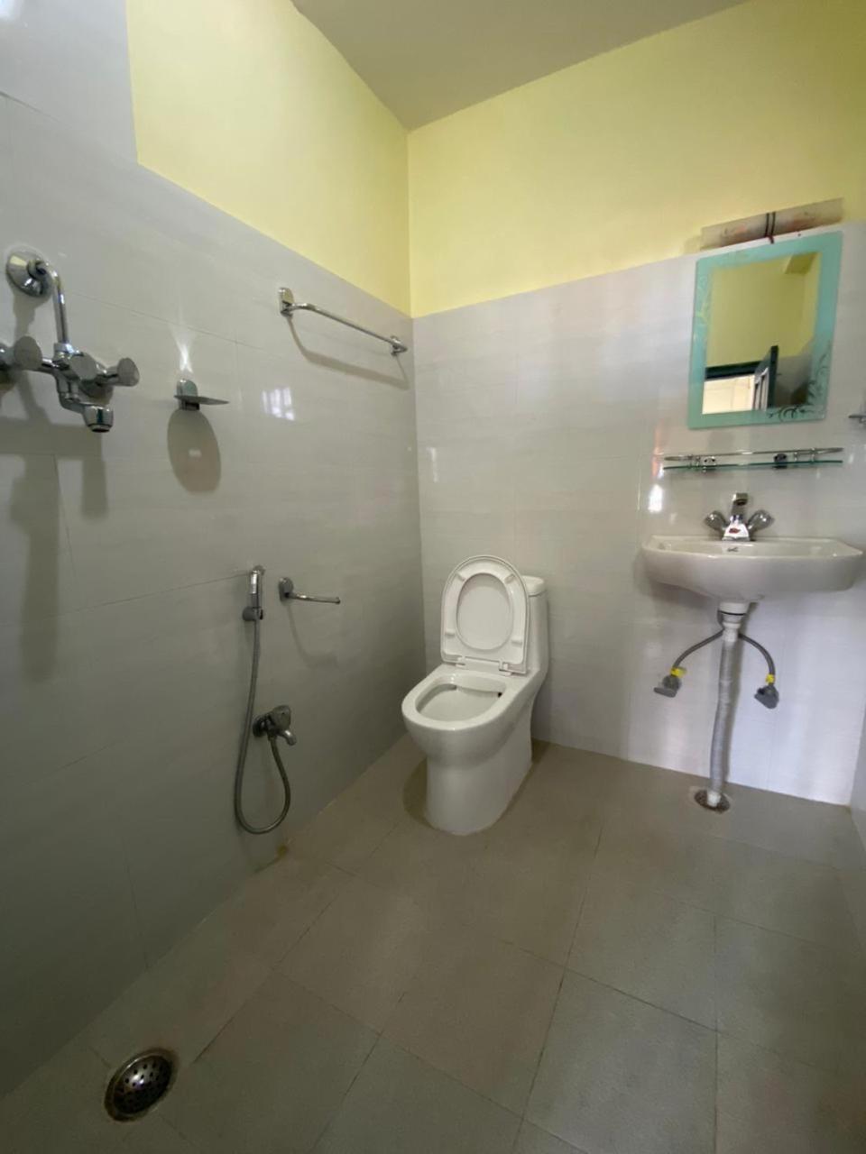 Hotel Piya Pvt Ltd Pokhara Bilik gambar