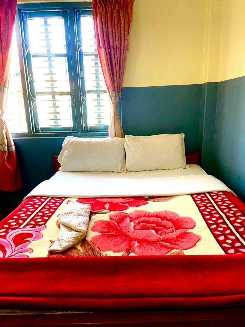 Hotel Piya Pvt Ltd Pokhara Luaran gambar
