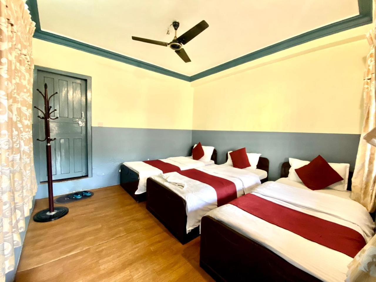 Hotel Piya Pvt Ltd Pokhara Luaran gambar