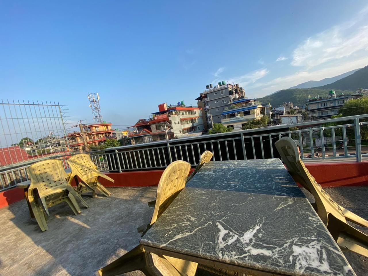 Hotel Piya Pvt Ltd Pokhara Luaran gambar